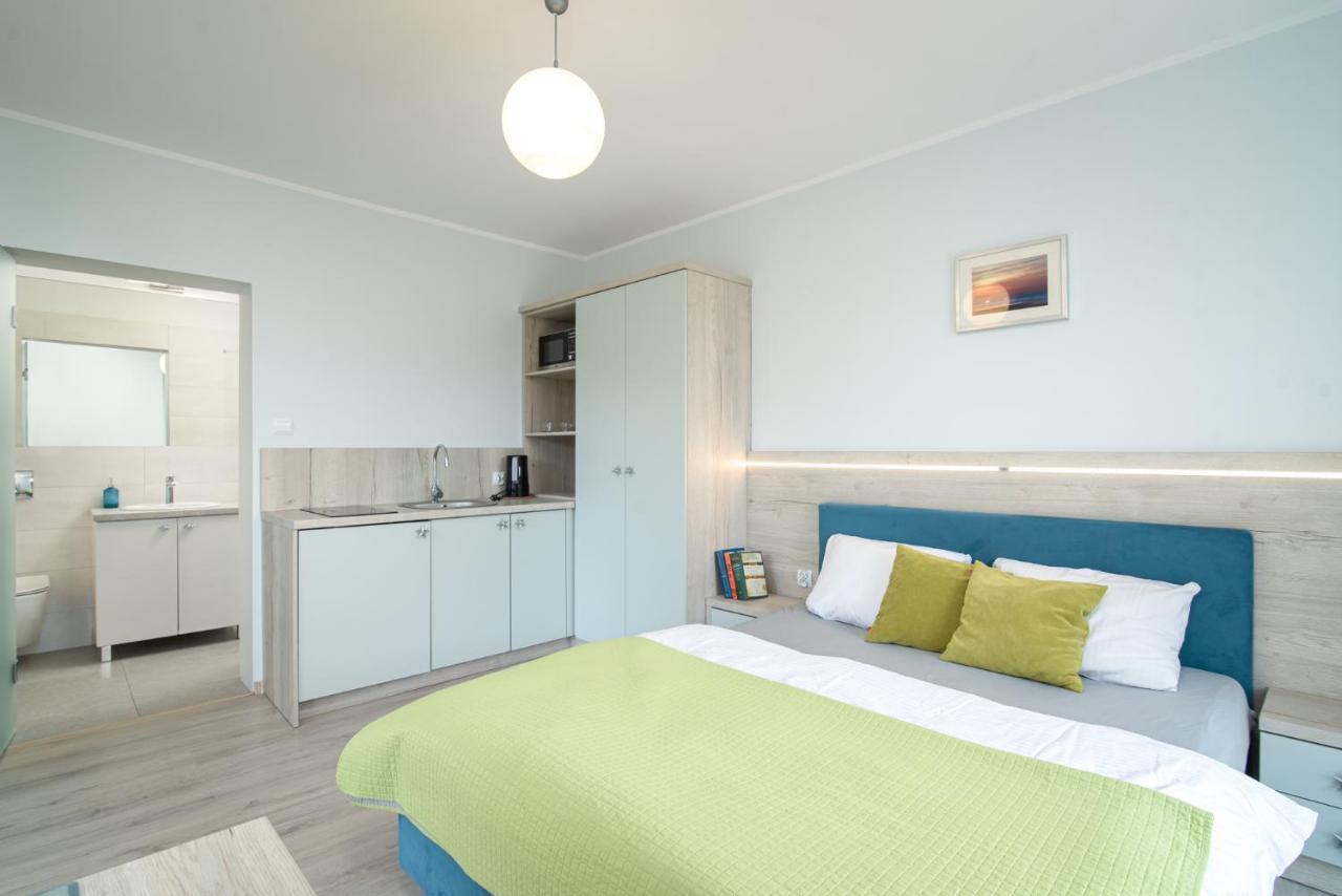 Roza Baltyku - Apartamenty I Pokoje A Debki Luaran gambar