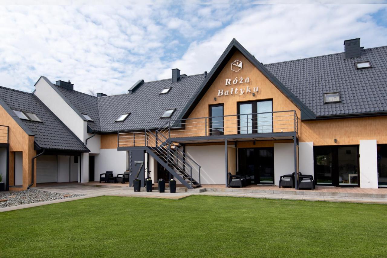 Roza Baltyku - Apartamenty I Pokoje A Debki Luaran gambar